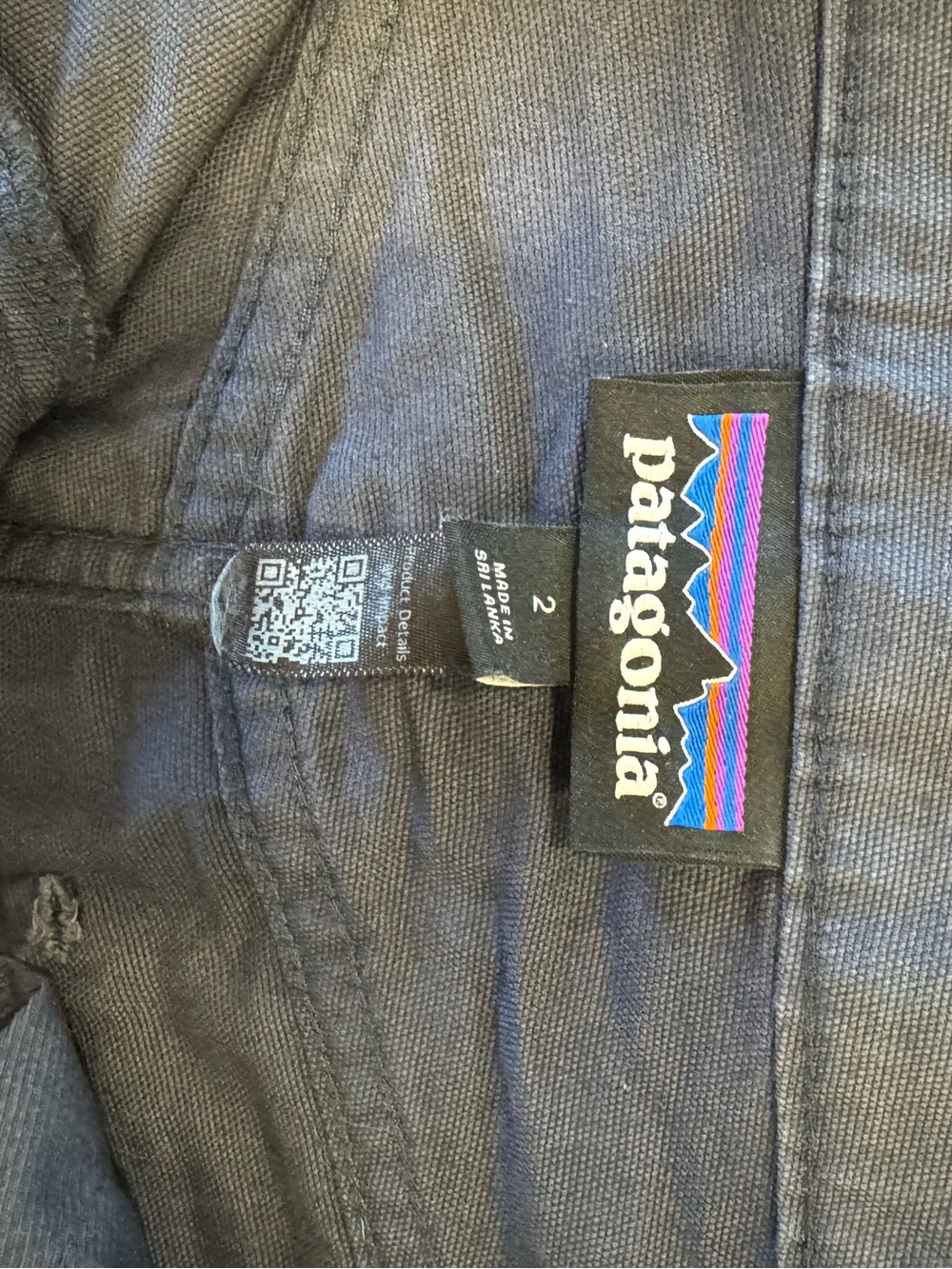 Navy Patagonia shorts - Picture 3 of 6
